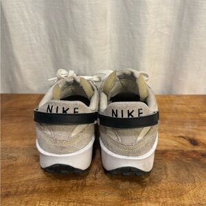 Nike Vintage Style Waffle Debut